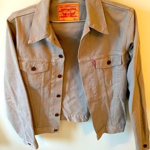 Levi’s Trucker Jean Jacket - Men’s M
